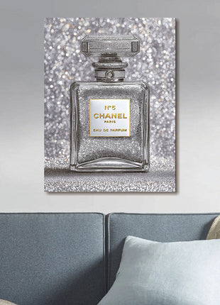 Glasbild «Silberne Parfümflasche 1» 60 × 80 cm – Goldfolie – Ansicht 2